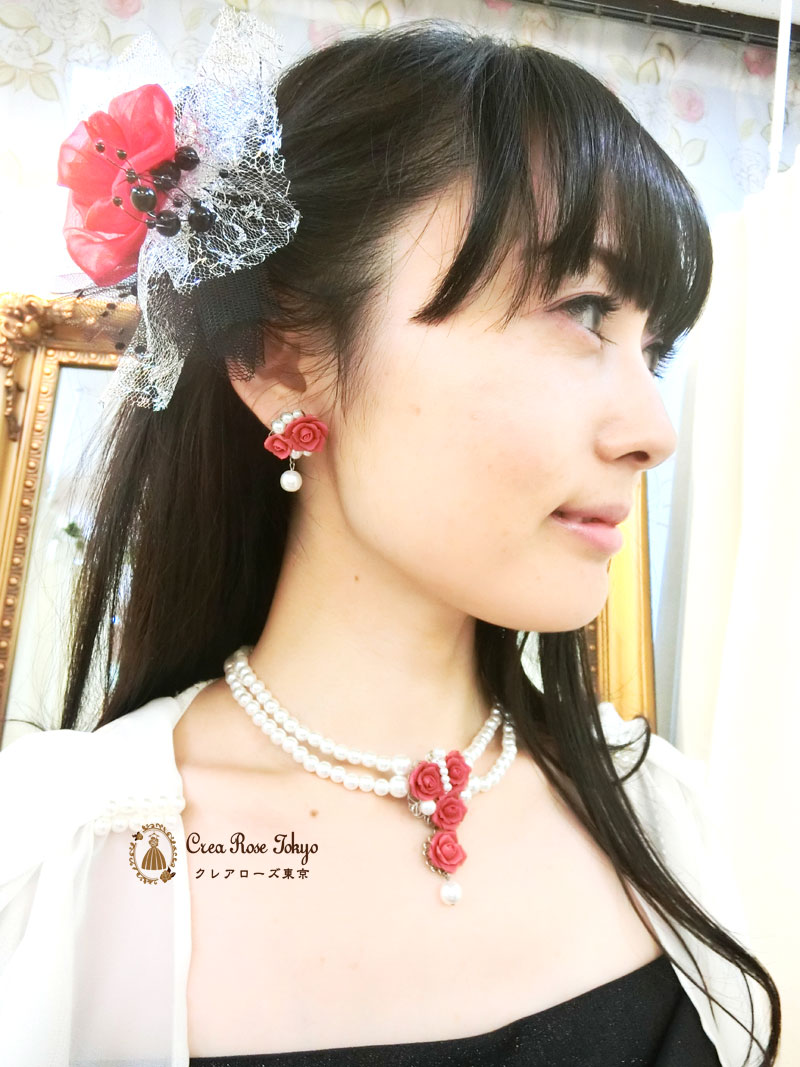 [ロドリアレッドピアス]薔薇のパールピアス