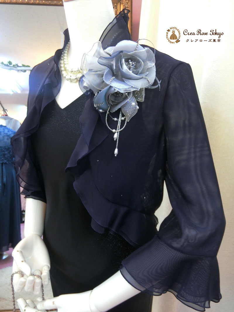 【ビバリーコサージュ：シルバーブルー】ジャケットが映えるブーケフラワー