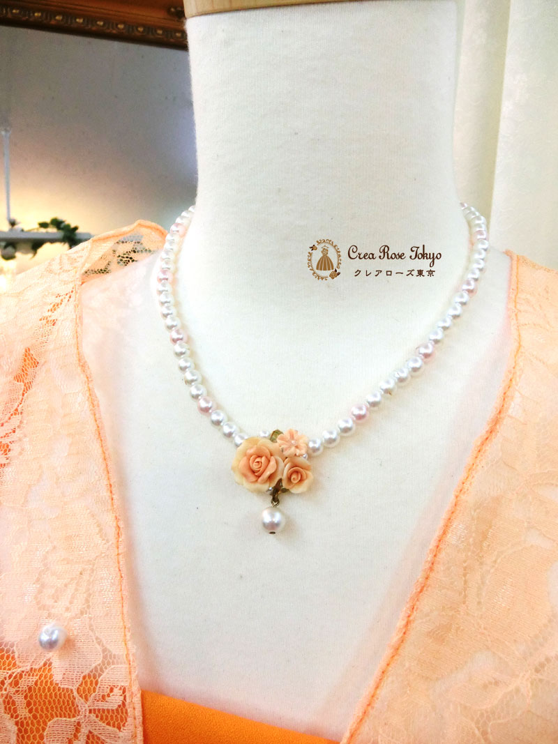 [オレンジローズパール]薔薇のパールネックレス