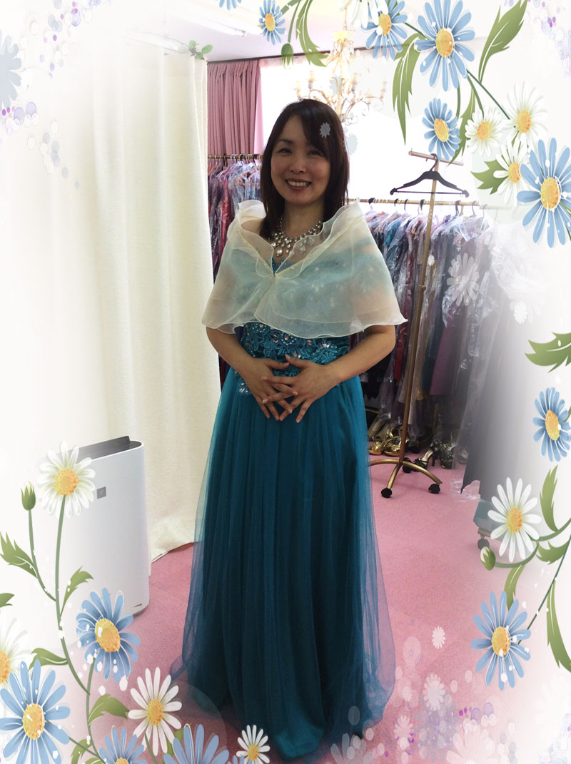 [シャングリラ]ミセスの発表会にも！刺繍がキレイな舞台映えドレス